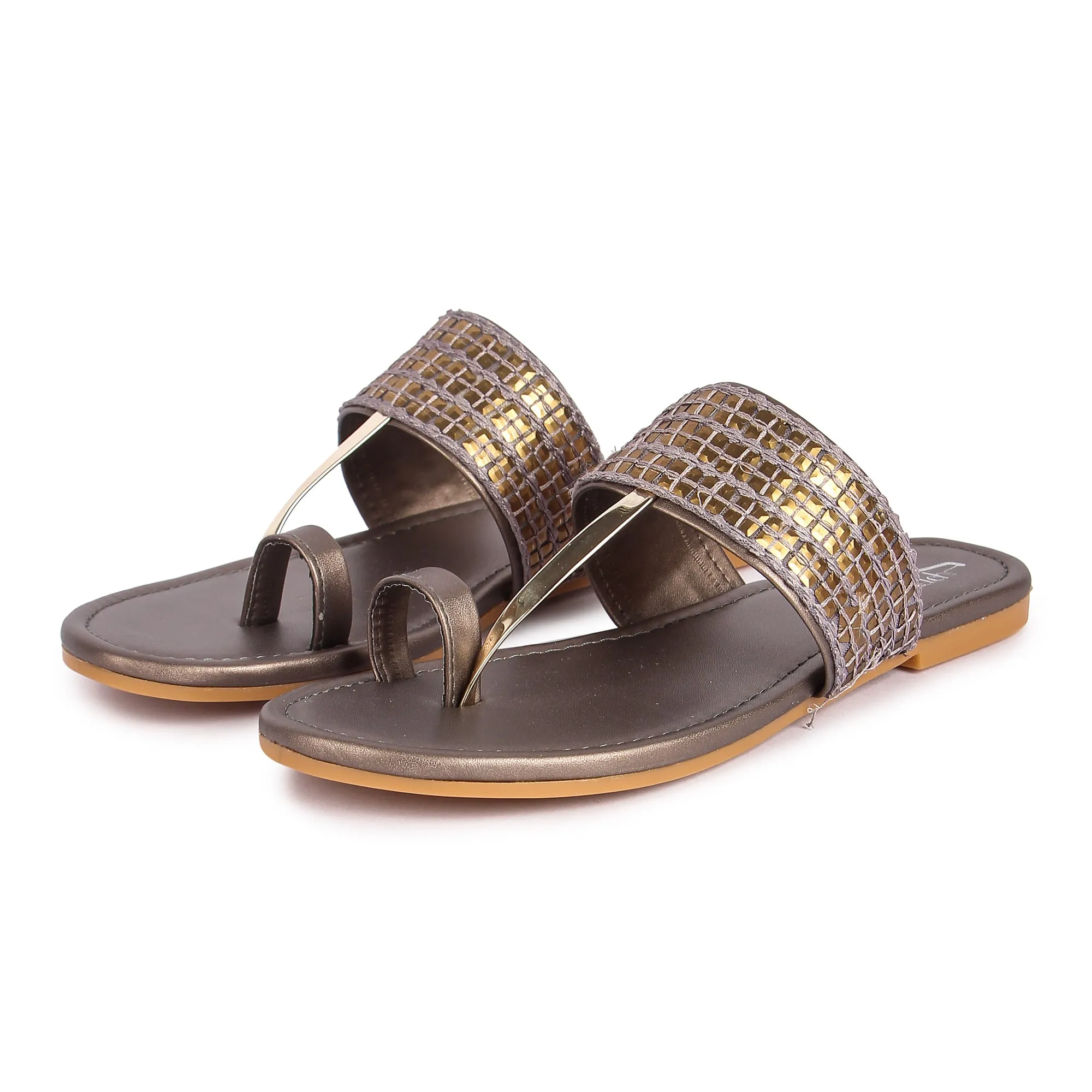 Brauch Women's Grey Thumb Square Flats