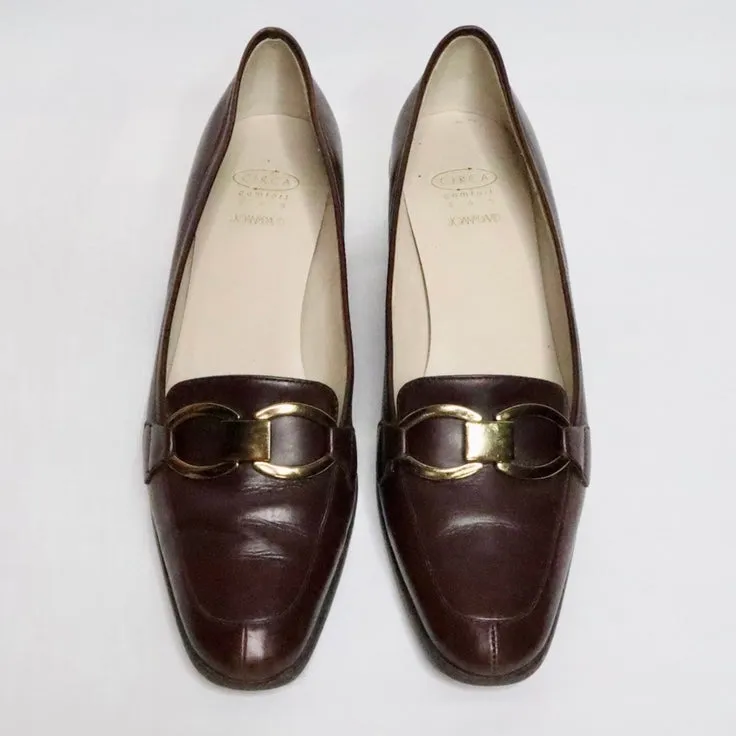 Brown Leather Heeled Loafers (7 US)