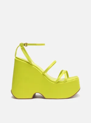 Daphne Platform Sandal