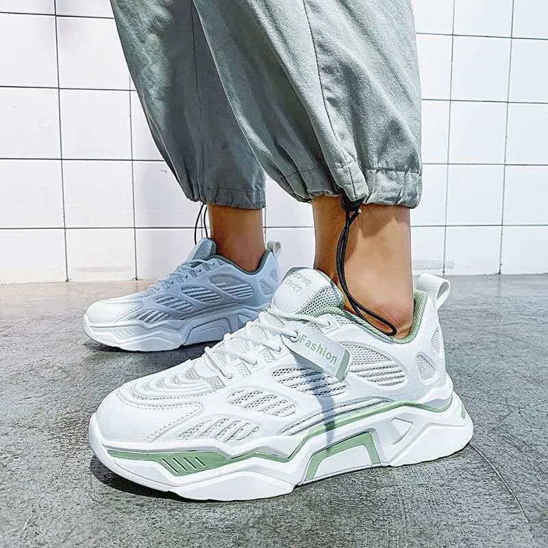 MOB North Sneakers