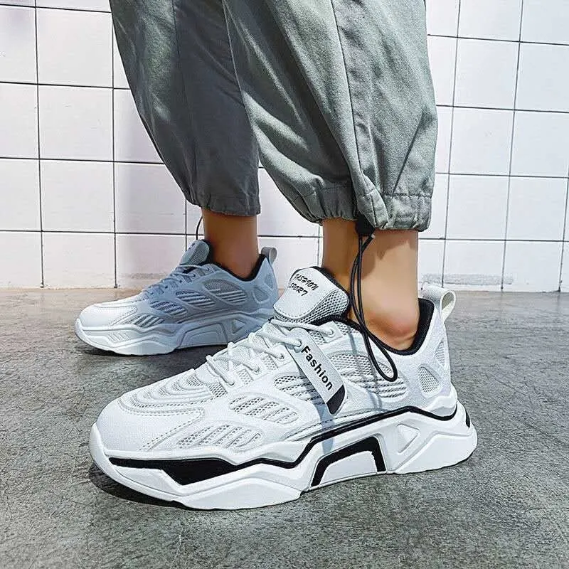 MOB North Sneakers
