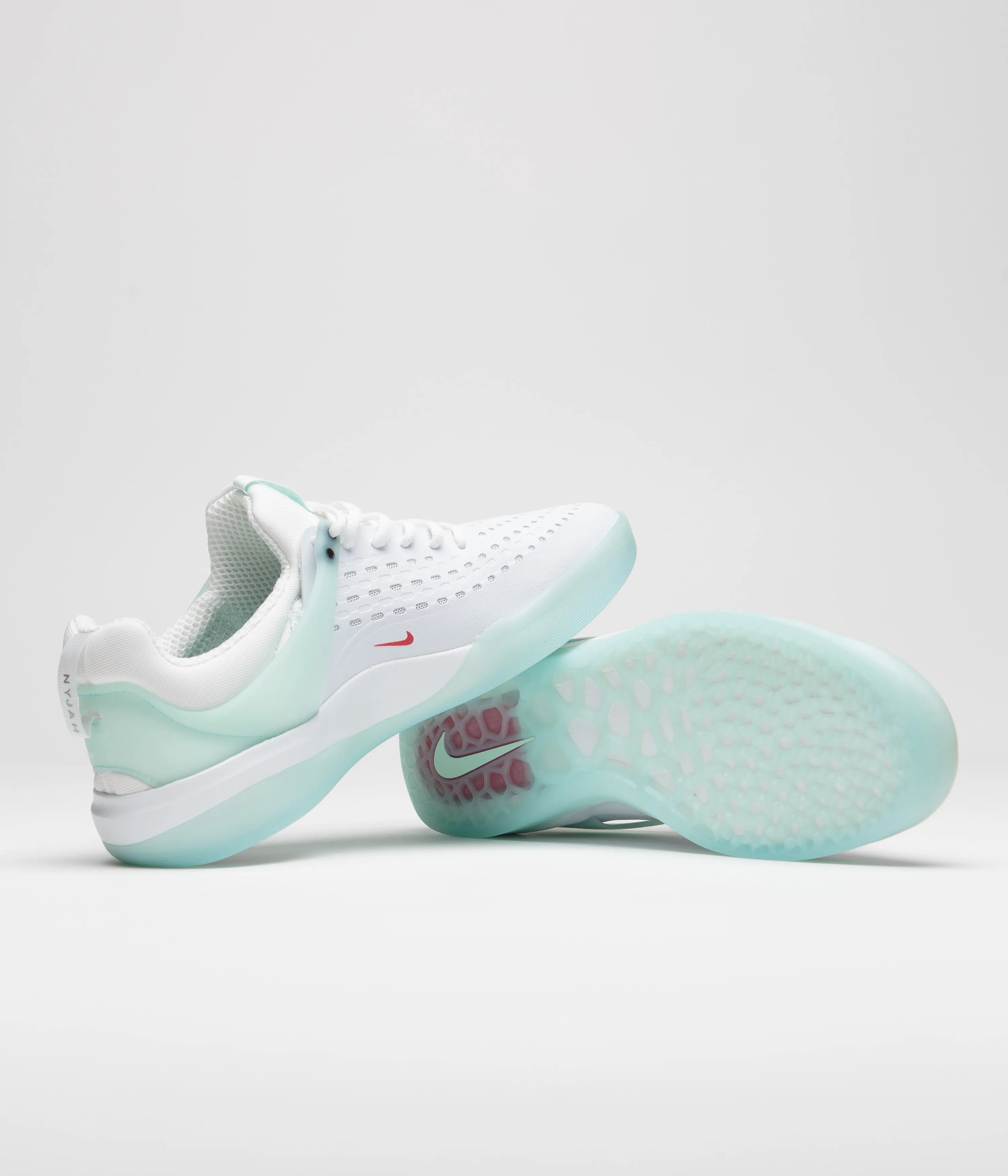 Nike SB Nyjah 3 Shoes - Skylight / University Red - Skylight - White