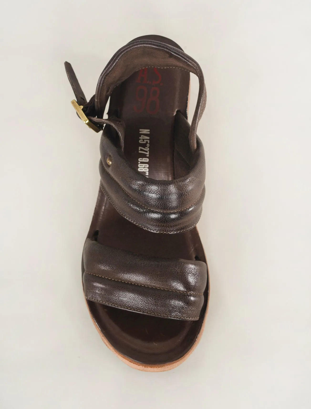 Norward Wedge, Chocolate